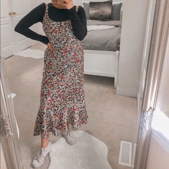 Dress - Picture 1 of 1